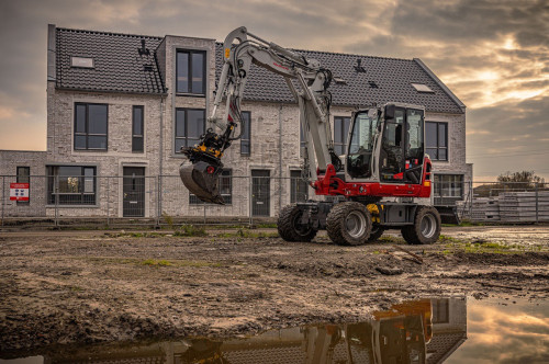 Takeuchi TB370W 52